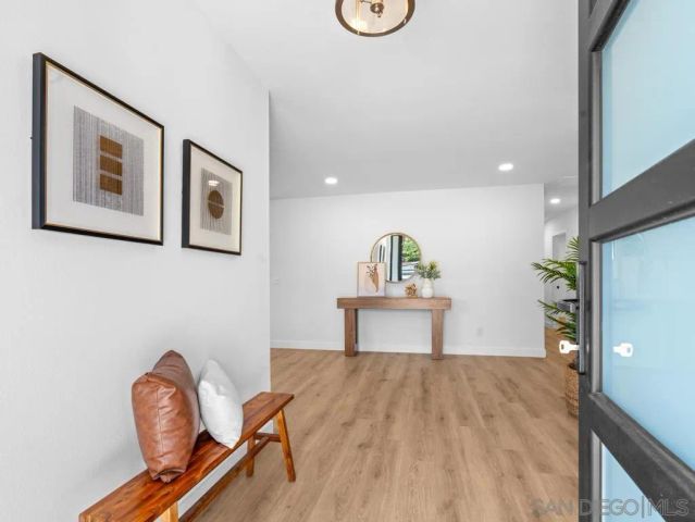 17906 Saint Andrews Dr, Poway, CA 92064