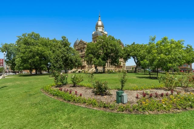 7005 Butterfield Drive, Sanger, TX 76266