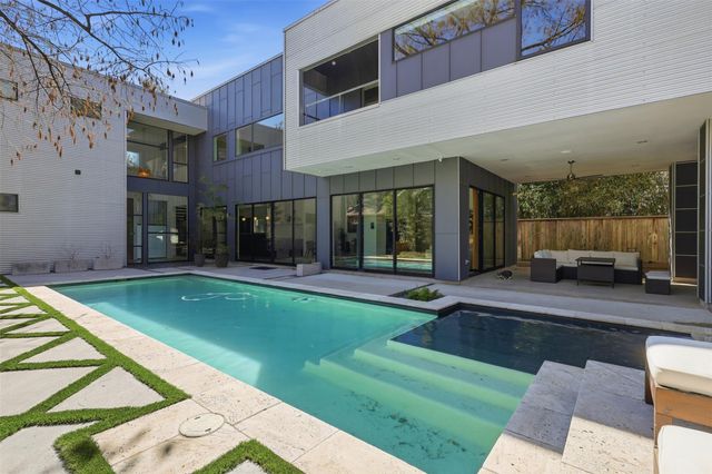 2412 Helena Street, Houston, TX 77006