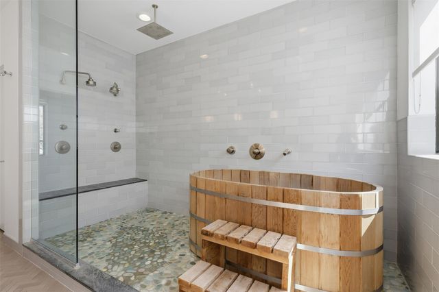 2412 Helena Street, Houston, TX 77006