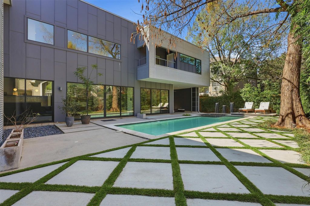 2412 Helena Street, Houston, TX 77006