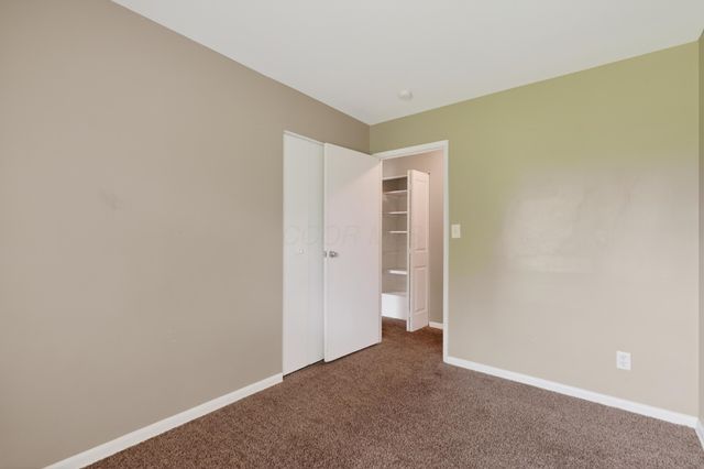 6513 Portsmouth Drive, Reynoldsburg, OH 43068