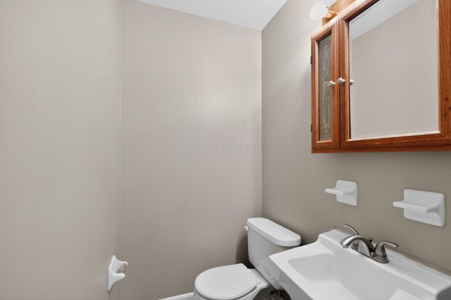 6513 Portsmouth Drive, Reynoldsburg, OH 43068