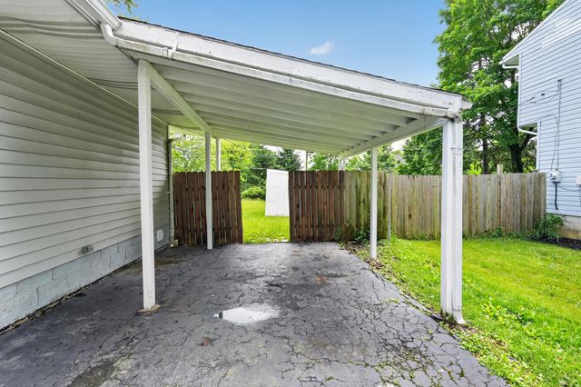6513 Portsmouth Drive, Reynoldsburg, OH 43068