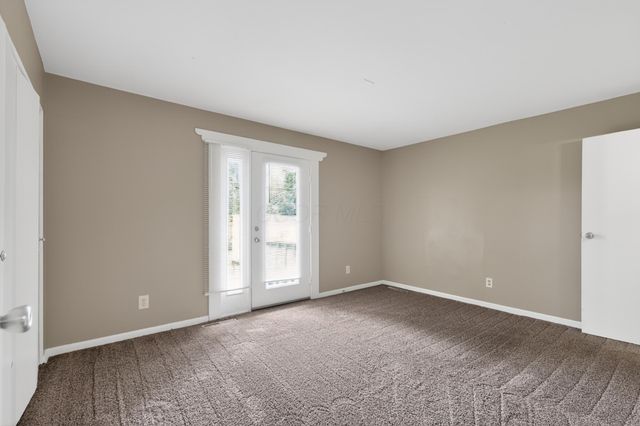 6513 Portsmouth Drive, Reynoldsburg, OH 43068