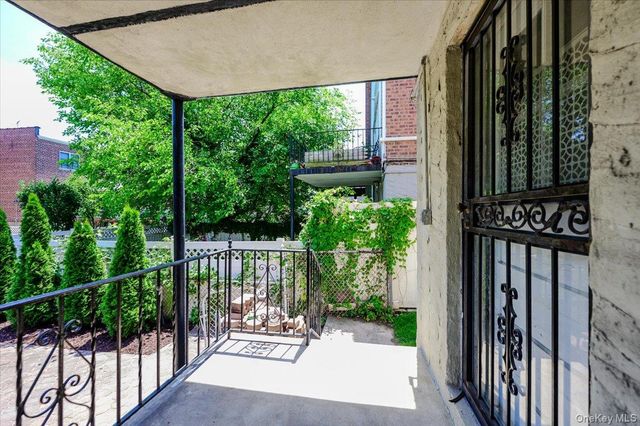 2368 Woodhull Avenue, Bronx, NY 10469
