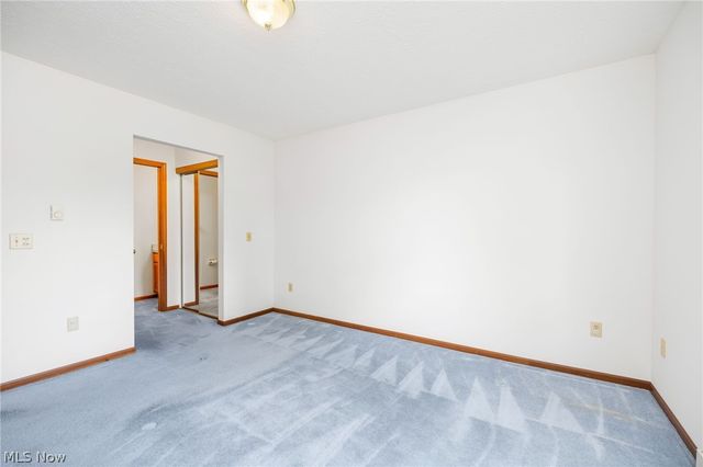 650 Sturbridge Drive 21, Medina, OH 44256