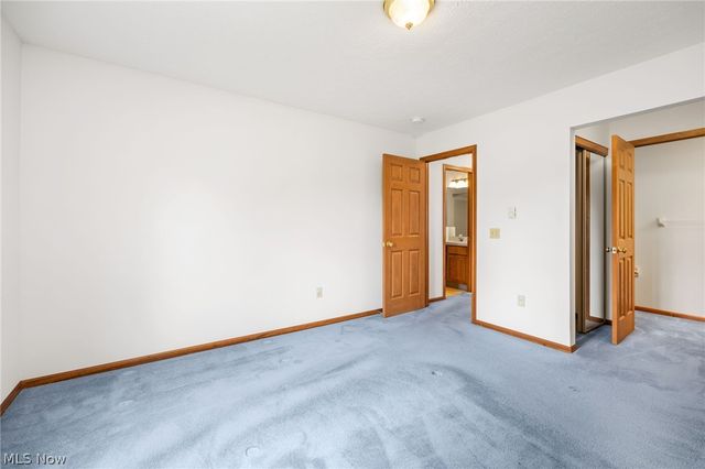 650 Sturbridge Drive 21, Medina, OH 44256