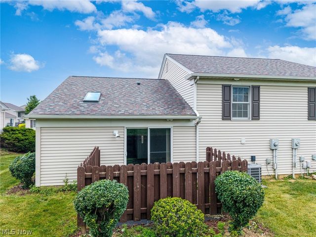 650 Sturbridge Drive 21, Medina, OH 44256