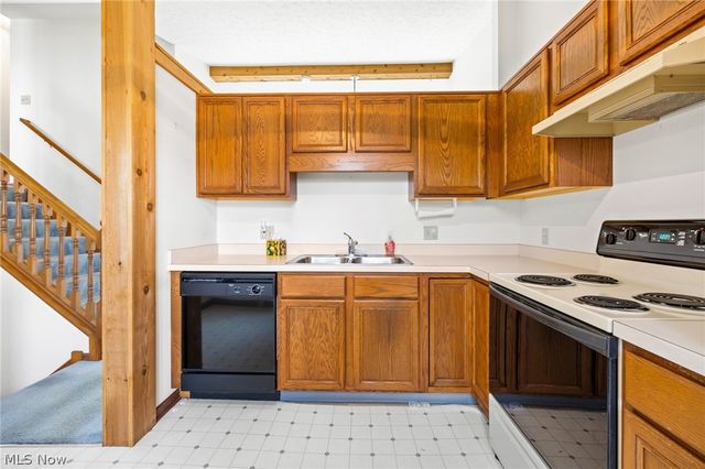 650 Sturbridge Drive 21, Medina, OH 44256