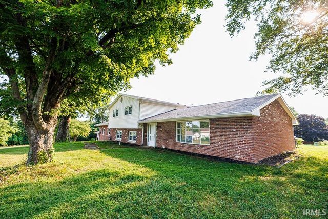 3915 S Kennedy Drive, Bloomington, IN 47401