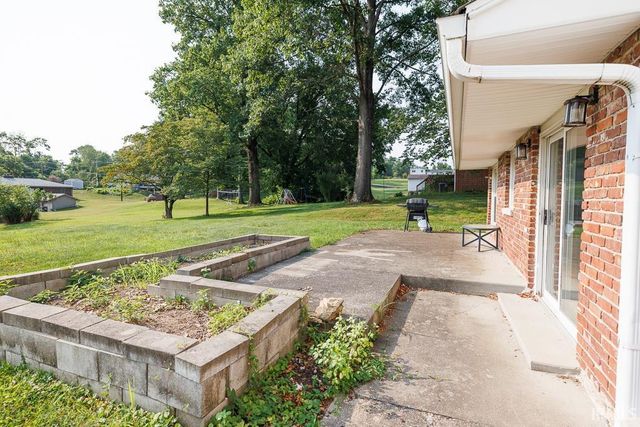 3915 S Kennedy Drive, Bloomington, IN 47401