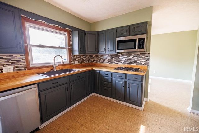 3915 S Kennedy Drive, Bloomington, IN 47401