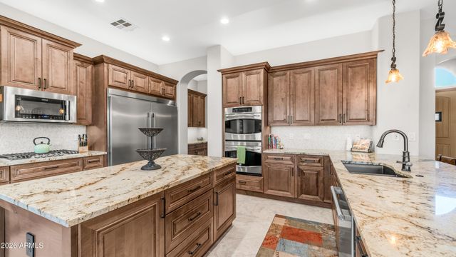 6714 W BURGESS Lane, Laveen, AZ 85339