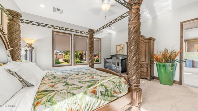 6714 W BURGESS Lane, Laveen, AZ 85339