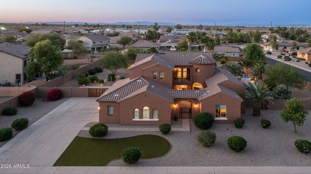6714 W BURGESS Lane, Laveen, AZ 85339