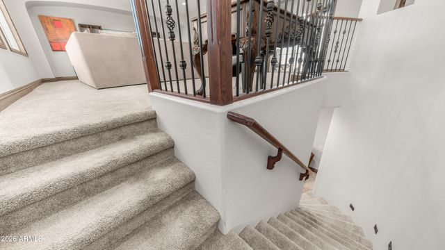 6714 W BURGESS Lane, Laveen, AZ 85339