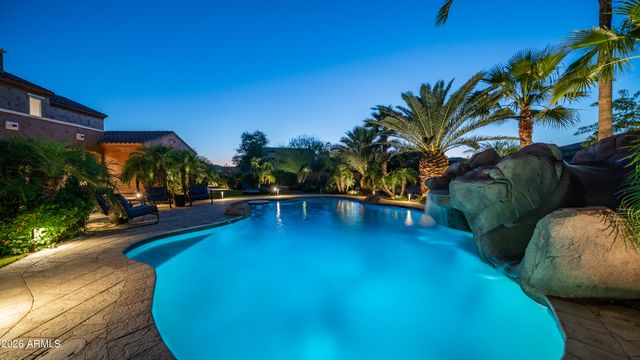 6714 W BURGESS Lane, Laveen, AZ 85339