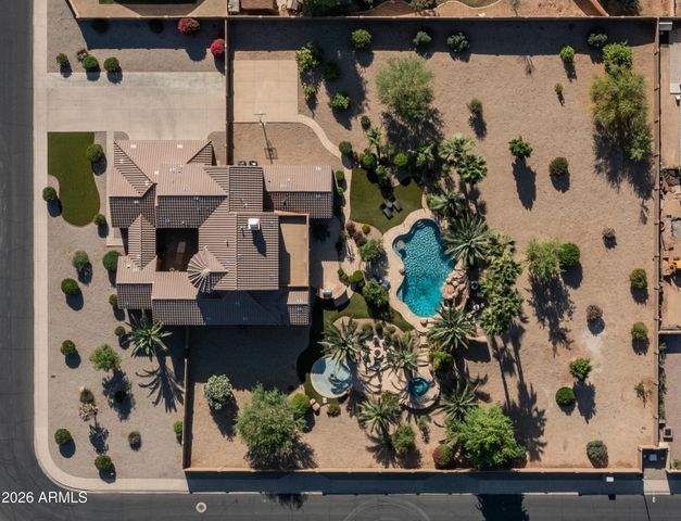 6714 W BURGESS Lane, Laveen, AZ 85339