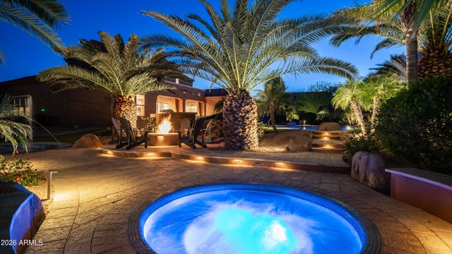 6714 W BURGESS Lane, Laveen, AZ 85339