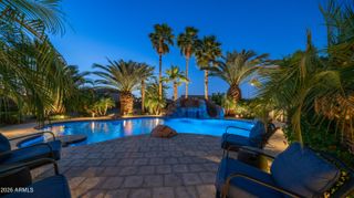 6714 W BURGESS Lane, Laveen, AZ 85339