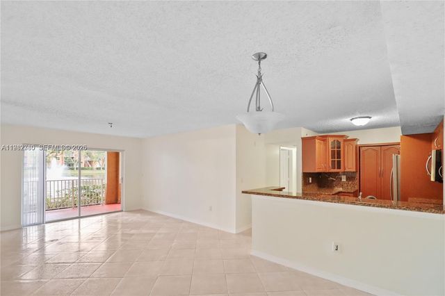 3844 Lyons Rd 112-4, Coconut Creek, FL 33073