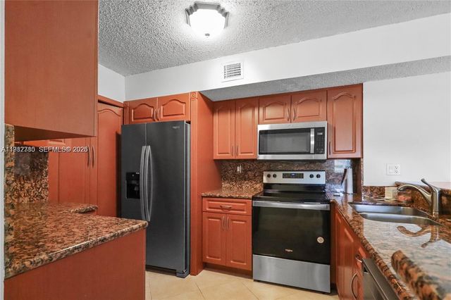 3844 Lyons Rd 112-4, Coconut Creek, FL 33073