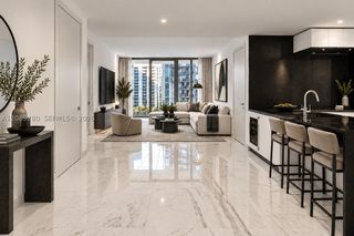 300 Biscayne Boulevard Way 2009W, Miami, FL 33131
