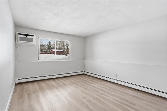 11 Davis a5, Acton, MA 01720