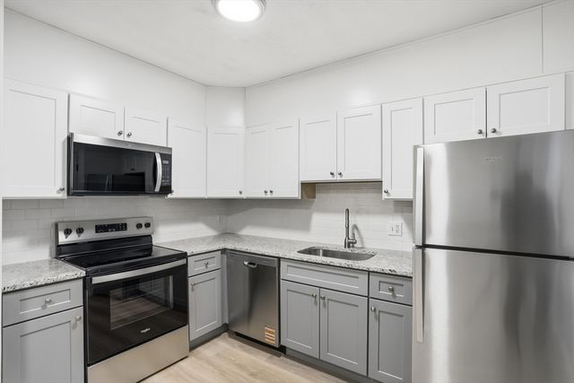 11 Davis a5, Acton, MA 01720