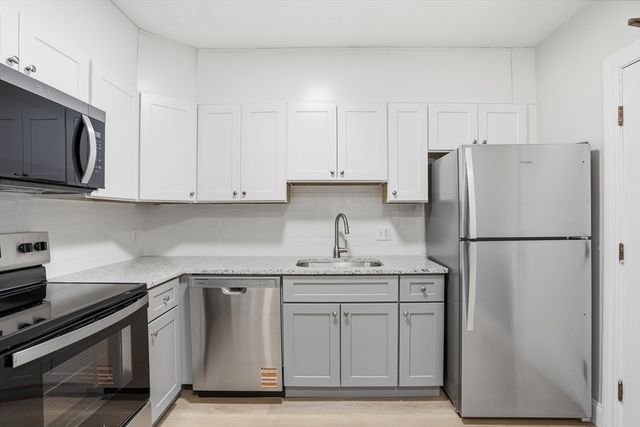 11 Davis a5, Acton, MA 01720