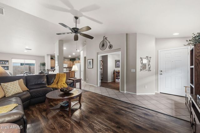 44357 W CYPRESS Lane, Maricopa, AZ 85138