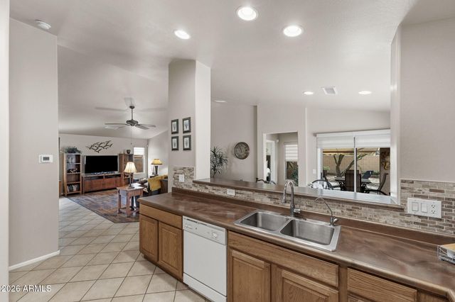 44357 W CYPRESS Lane, Maricopa, AZ 85138