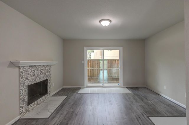 3300 Pebblebrook Drive 15, Seabrook, TX 77586