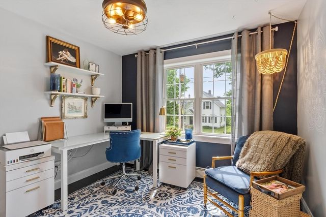 24 High St, North Brookfield, MA 01535