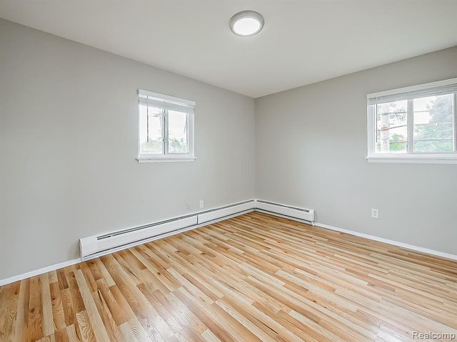 1490 Nancywood Drive 12, Waterford, MI 48327