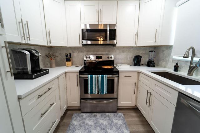 2131 Mark Drive, Lake Worth, FL 33461