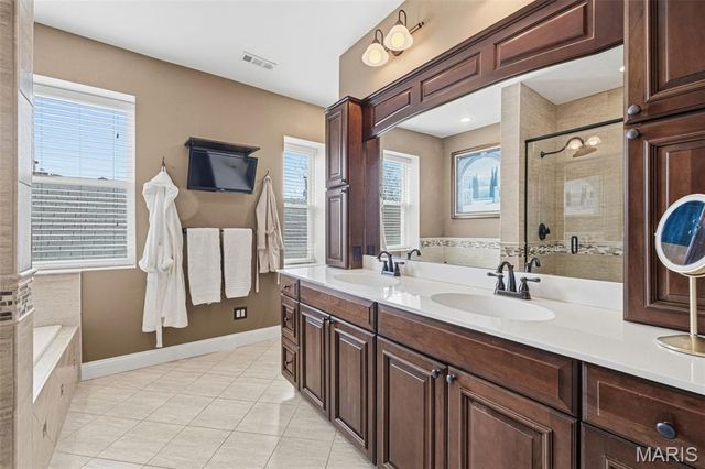 5250 Wilson Avenue, St Louis, MO 63110
