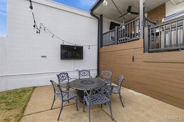 5250 Wilson Avenue, St Louis, MO 63110