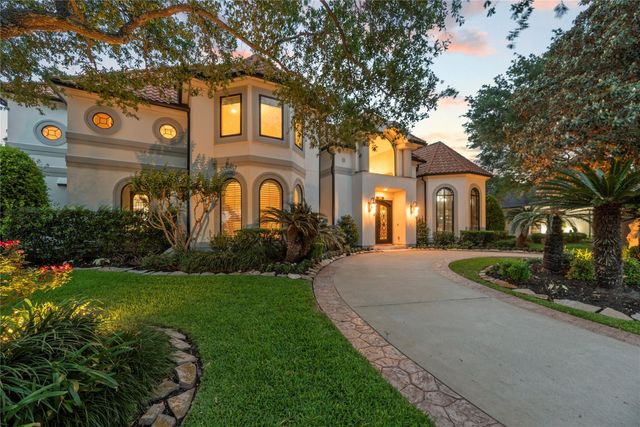 1810 Watercastle Court, Houston, TX 77077