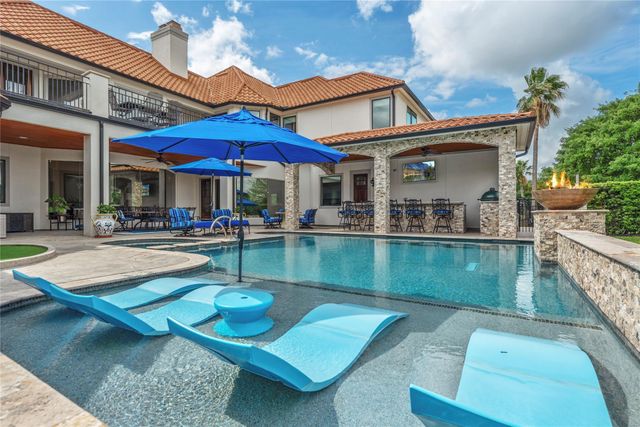 1810 Watercastle Court, Houston, TX 77077