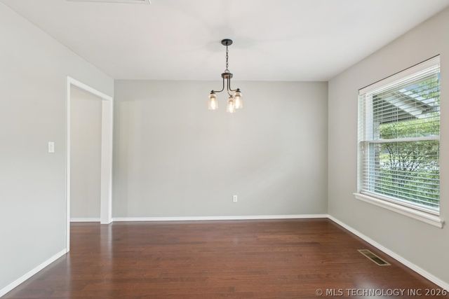 2995 E 56th Place S, Tulsa, OK 74105