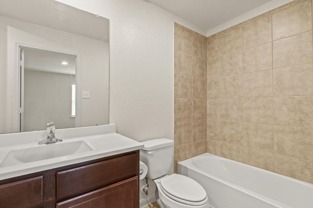 27104 Leonardo Drive, Magnolia, TX 77355