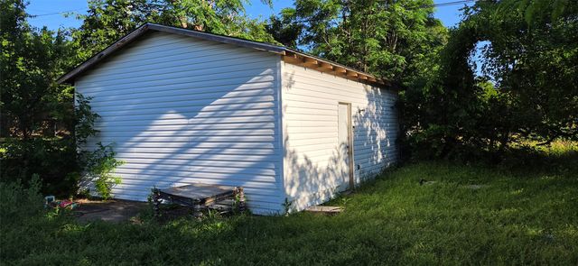 5729 Wellesley Avenue, Fort Worth, TX 76107