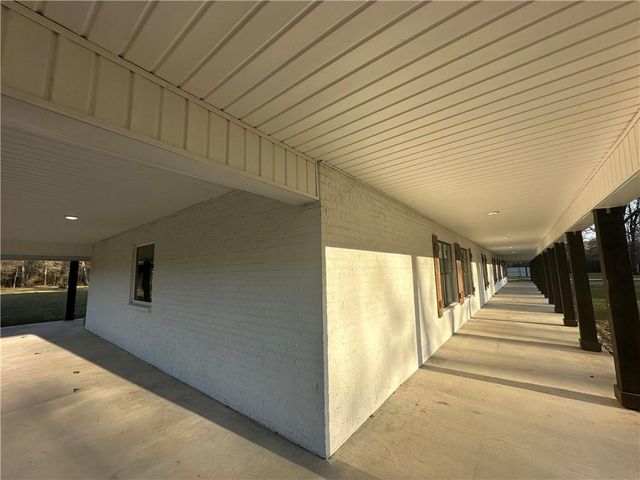 348 ESTATE Drive, Pineville, LA 71360