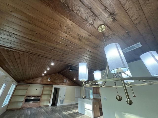 348 ESTATE Drive, Pineville, LA 71360