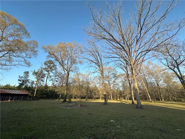 348 ESTATE Drive, Pineville, LA 71360