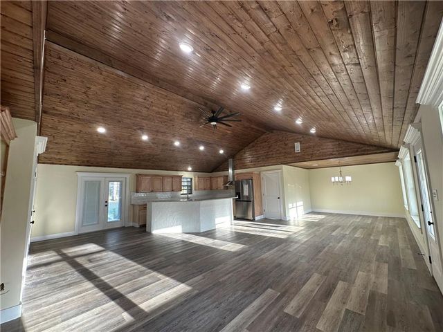 348 ESTATE Drive, Pineville, LA 71360