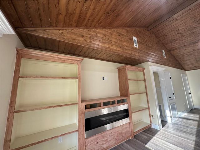 348 ESTATE Drive, Pineville, LA 71360