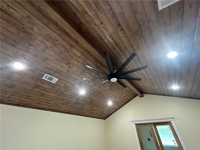 348 ESTATE Drive, Pineville, LA 71360